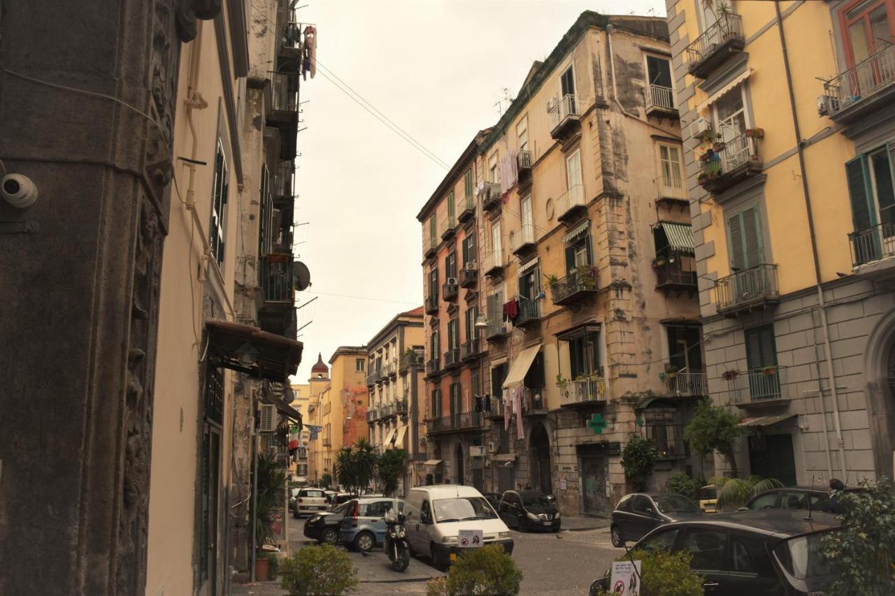 Varriale House Parking Free Small Car Naples Exterior photo